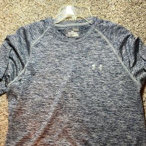 Under Armour T shirt